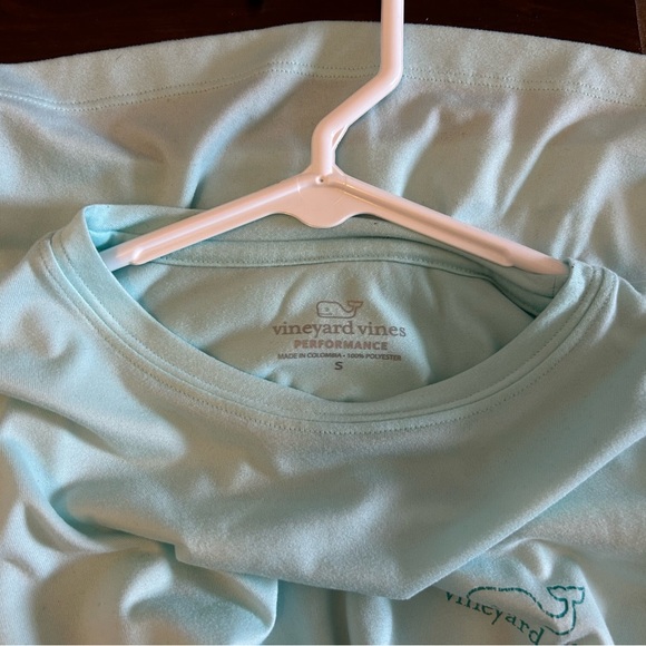 Vineyard Vines Tops - Vineyard Vines Aqua Performance Tee